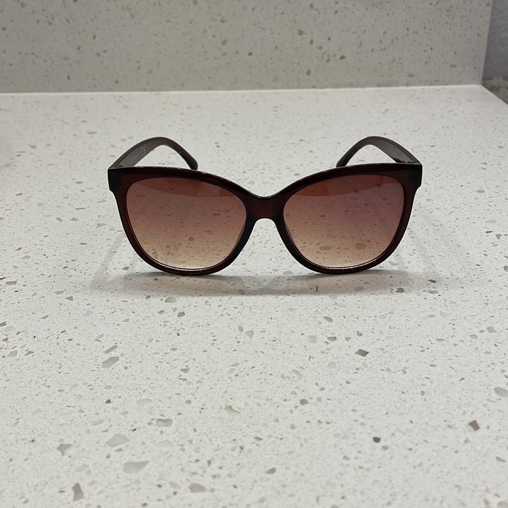 Sunglasses - Picture 3 of 3